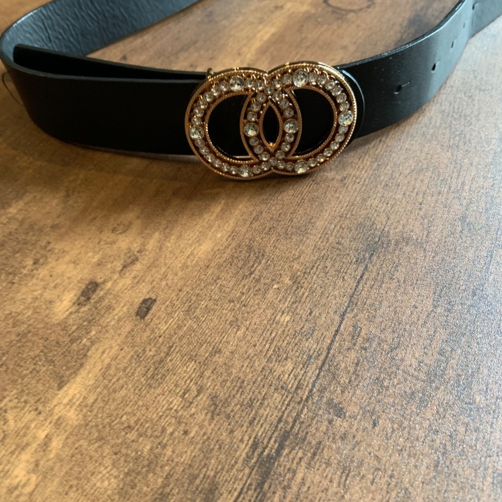 Women’s Rhinestone Belt - Picture 4 of 5
